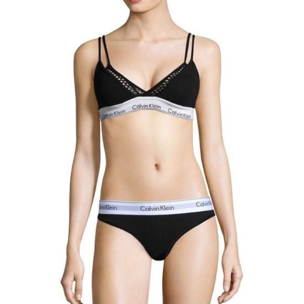 🖤Calvin Klein Set 🖤Bra size-M & Bottom Size -L🖤 - Picture 2 of 7
